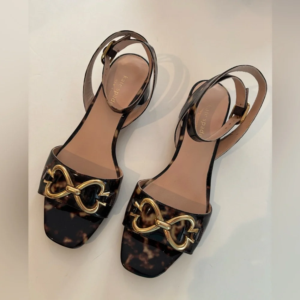 Kate Spade Lagoon Metallic Tortoise and Gold Heart Decoration Sandals